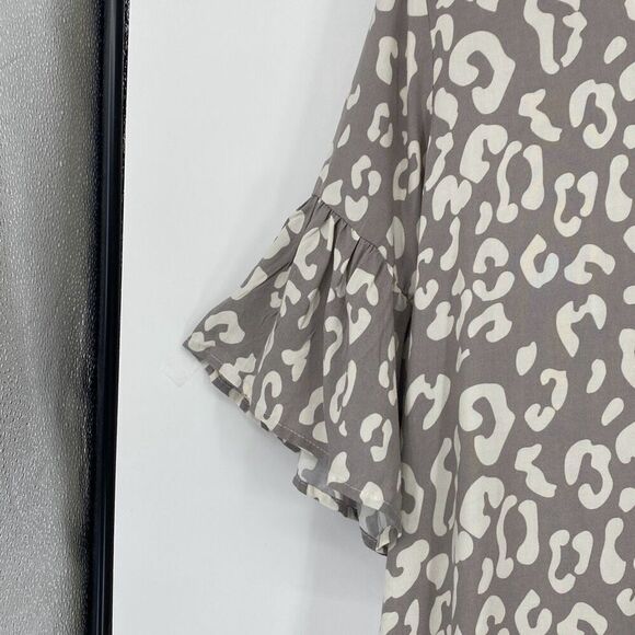 Mary Square Wildly Wonderful Flutter Sleeve Grey Shea Split-Neck Top Blouse L - Picture 4 of 14